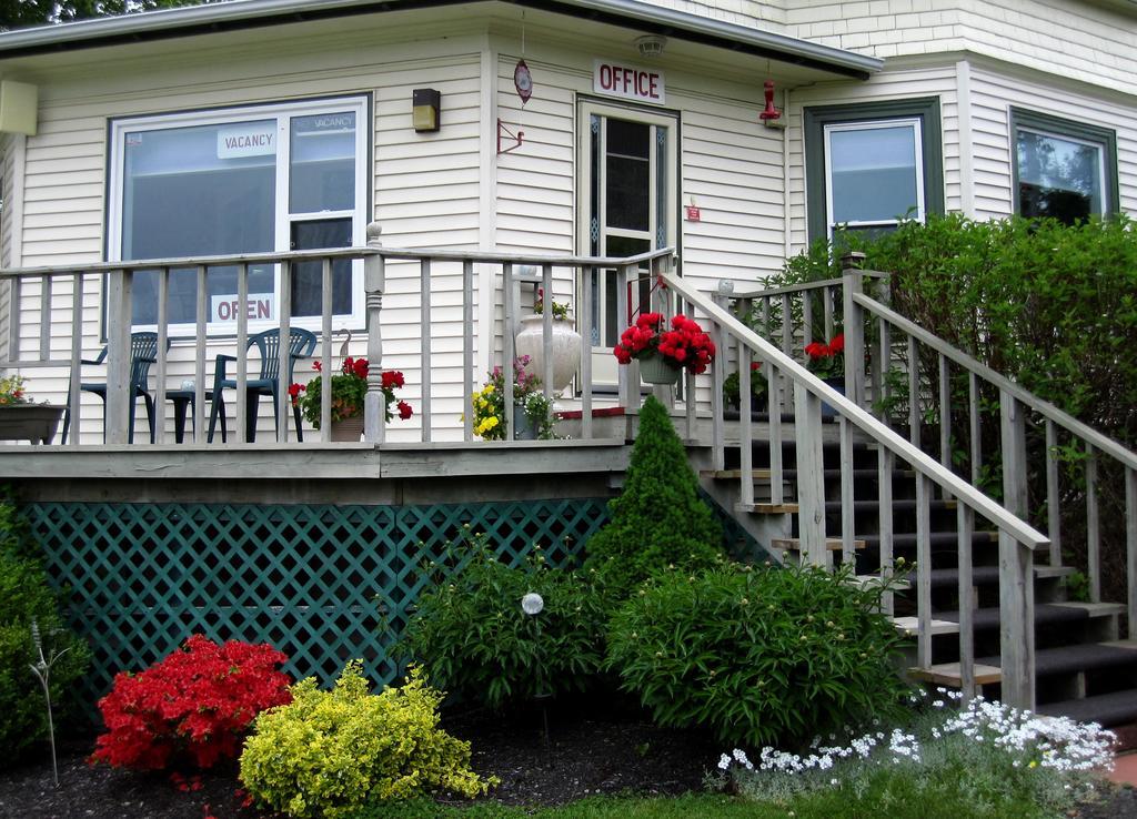 Basinview Motel Smiths Cove Exterior foto